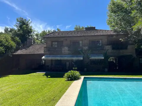 Casa en Venta de 4 dormitorios