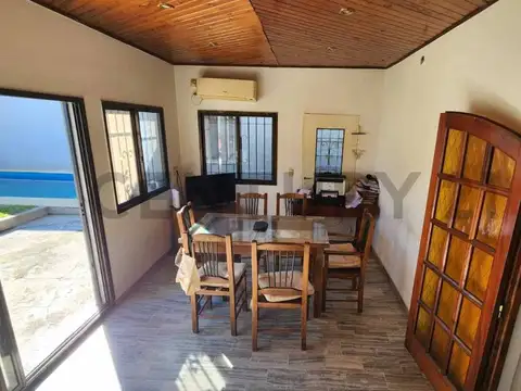 Casa en Venta en El Palomar, USD 210.000