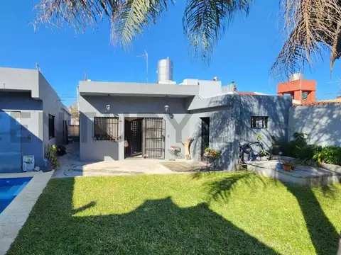 Casa Palomar 5 ambientes-APTA CREDITO-