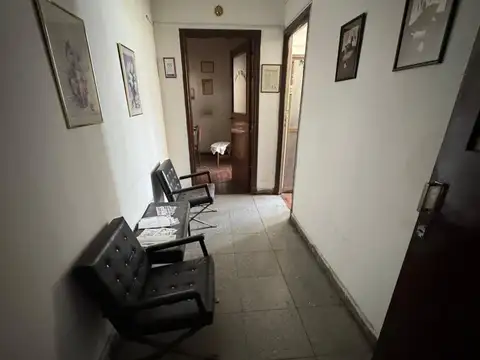 Oficina 3 ambientes con 1 baño