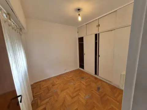 Departamento en Venta en Parque Chacabuco, USD 53.000