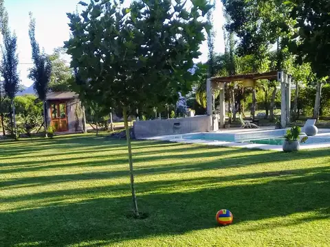 Casa 6 ambientes con 3 baños