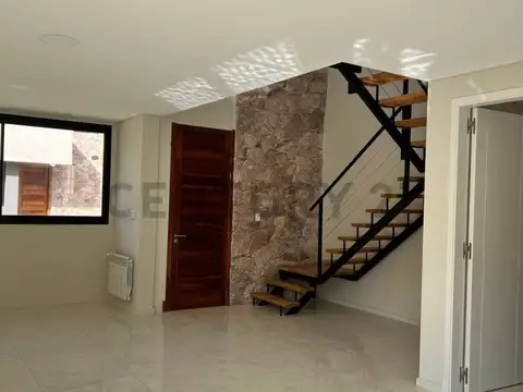 Depto Tipo Casa en Venta en Quisquisacate, USD 185.000