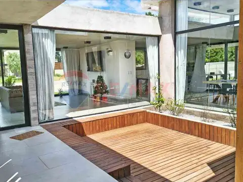 Casa en Venta en General Madariaga, USD 290.000