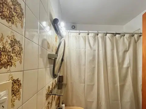 Casa en Venta en Flores, USD 169.900