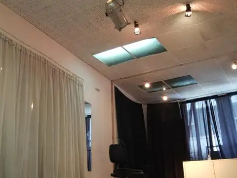 Oficina en Venta 65 años