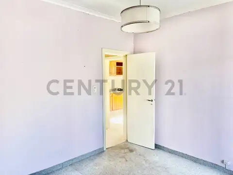 57 e/ 137 y 138 2100, Piso 0