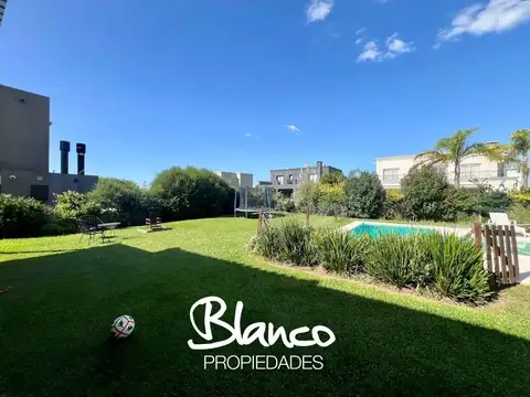Casa en Venta en Puertos del Lago, Vistas, Escobar, G.B.A. Zona Norte