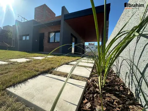 Casa en Venta en Cordoba, USD 159.000