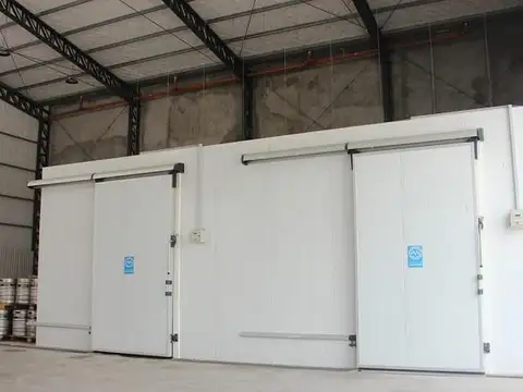 Galpon en Alquiler 30  mts Fondo