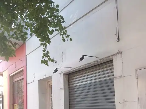 Local en Alquiler en Villa del Parque, $ 500.000