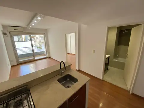 Departamento de 2 ambientes en alquiler en Colegiales Cochera y Amenities