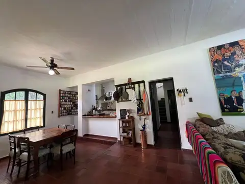 VENTA CASA 7 AMB/PILETA /PARQUE IMPERDIBLE! ACEPTA PERMUTA