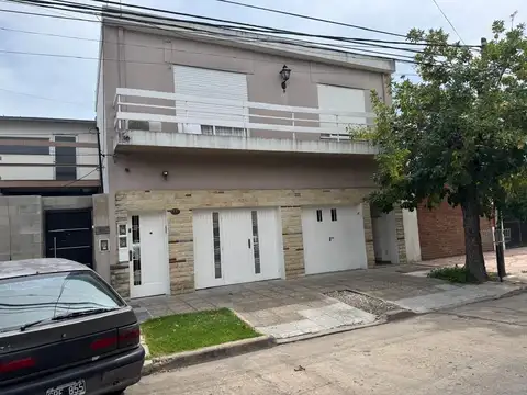 Venta de casa 3 Amb. Apta crédito! Haedo, Morón