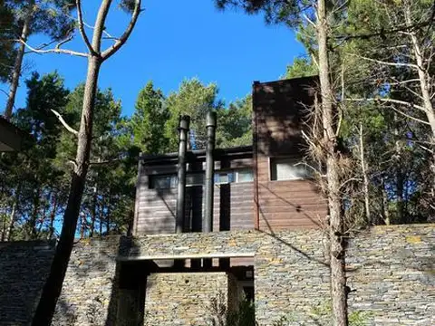 Excelente propiedad en VILLAROBLES, Pinamar