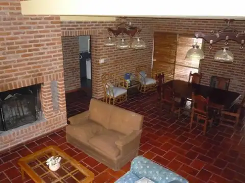 Los Algarrobos M73 L 11