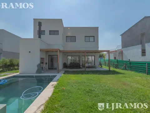 Casa en Alquiler en Puertos - Araucarias, USD 1.600