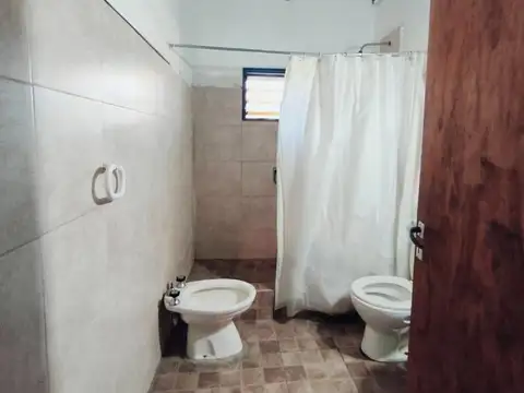 Fondo Comercio en Venta con 12 cocheras