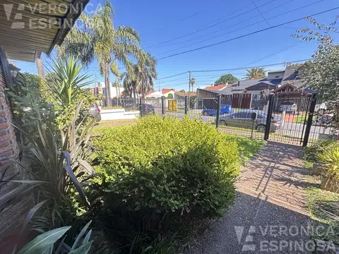 Casa en Venta en Castelar Sur, USD 190.000