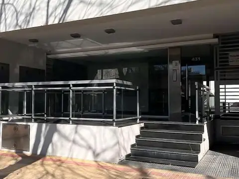 COCHERA EN VENTA - LA PLATA