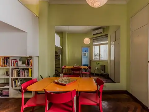 Venta Monoambiente con entrepiso y cocina separada en Retiro, a metros del subte