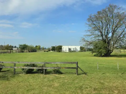 Venta Lote en Chacras de la Trinidad | VCO Propiedades