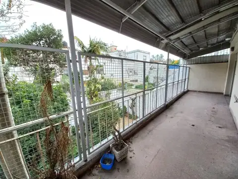 Depto Tipo Casa en Venta 60 años