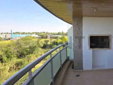 Departamento en Alquiler de 3 dormitorios