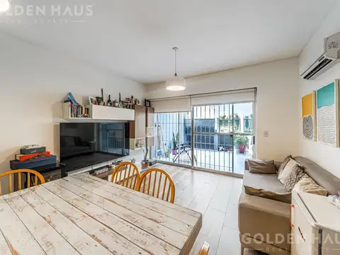 Depto Tipo Casa en Venta con 1 cocheras