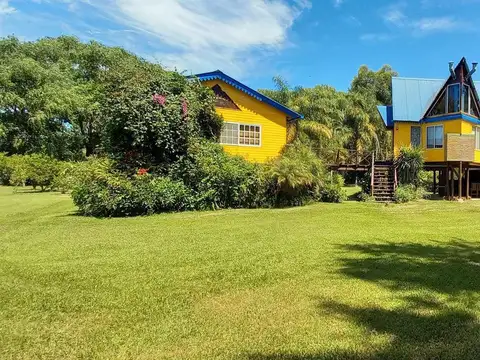 Rio / Arroyo Cruz Colorada: Morada del Alma 100