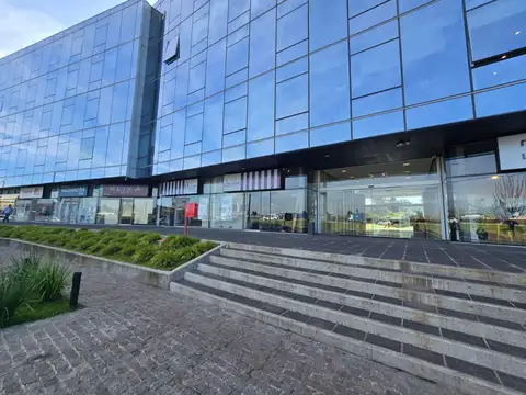 VENTA DE OFICINA EN MERIDIANO - PILAR