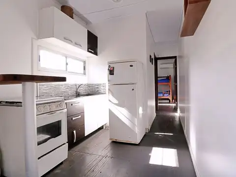 Casa 2 ambientes con 1 baño