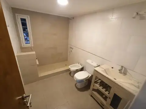 Depto Tipo Casa en Venta con 1 cocheras