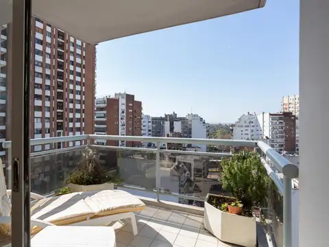 Departamento en Venta con 3 cocheras