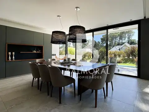 Casa en Alquiler Temporal en Pinamar, USD 0