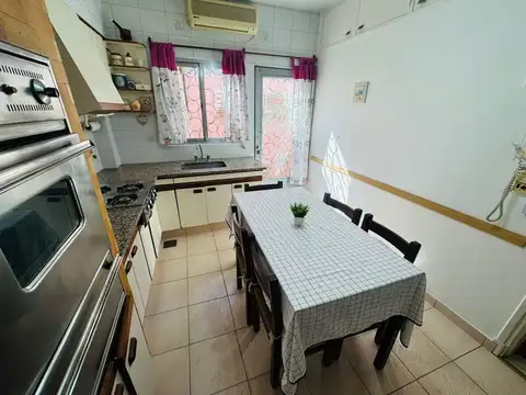 Depto Tipo Casa en Venta 26 años