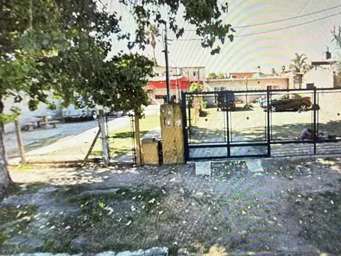 Casa Chalet  en Venta en Gregorio de Laferrere, La Matanza, G.B.A. Zona Oeste