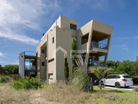 Casa Chalet  en Venta en Golf 1, Costa Esmeralda, Costa Atlántica