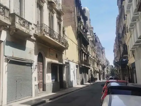 Local en Venta 65 años