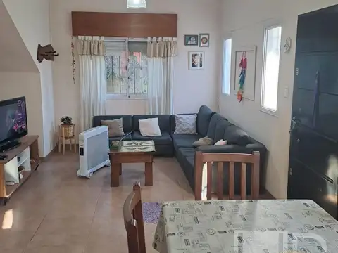Depto Tipo Casa en Venta en Quilmes Oeste, USD 85.000