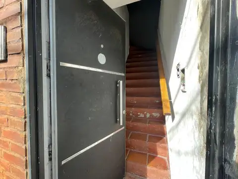 Depto Tipo Casa en Venta en Jose Leon Suarez, USD 75.000