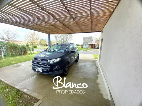 Casa en Venta en El Canton, USD 265.000