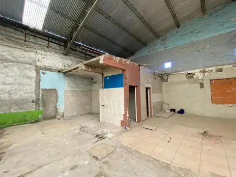 Avenida Eva Duarte De Peron 900