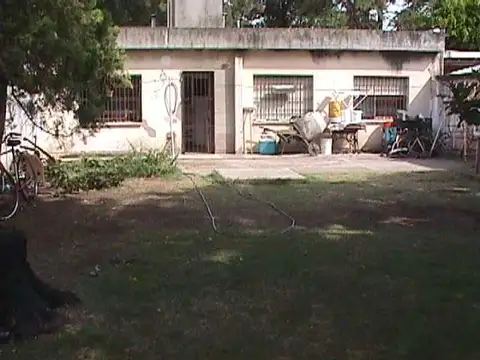 CASA AMERICANA EN EL PALOMAR, LIVING COMEDOR, 4 DORM., COCINA, 2 BAÑOS - FICHA 4136