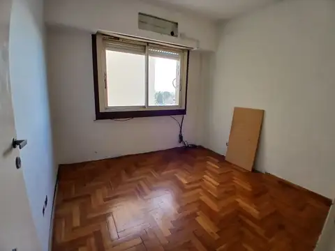 Departamento en Venta en Parque Avellaneda, USD 57.000