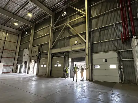 ALQUILER Depósito 3200m2 dentro de predio logístico