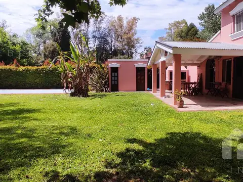 Casa 7 ambientes con 3 baños