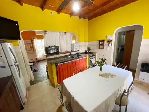 2 VIVIENDAS EN LOTE PROPIO DE 350m2