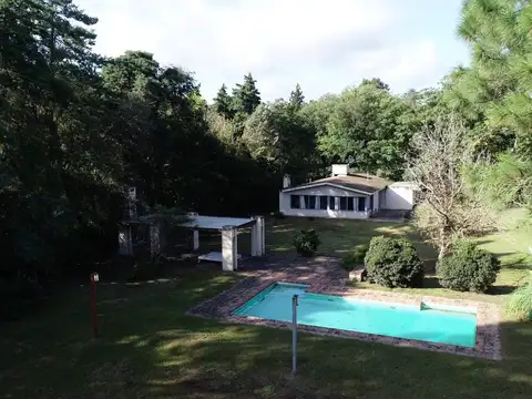 Casa 6 ambientes con 3 baños