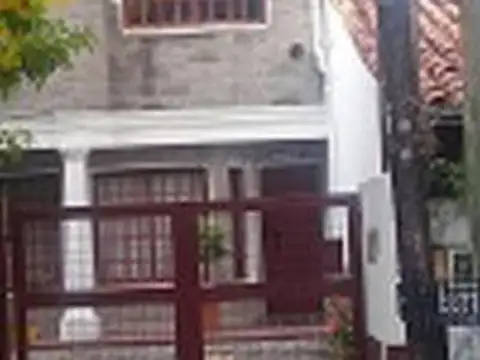 Depto Tipo Casa en Venta de 4 ambientes